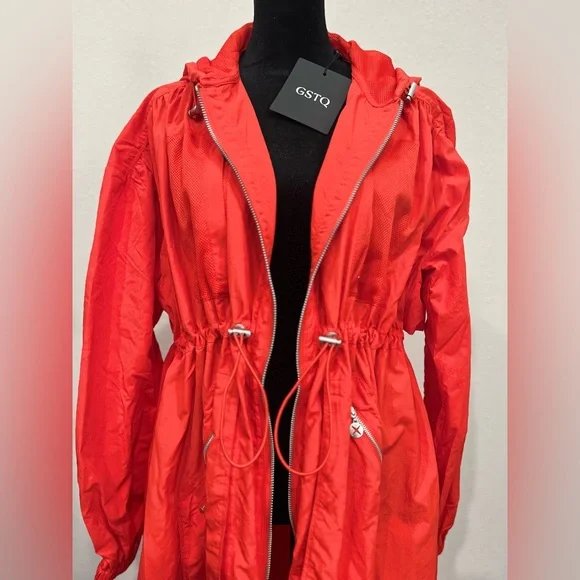 GSTQ Red Trench - Picture 2 of 8